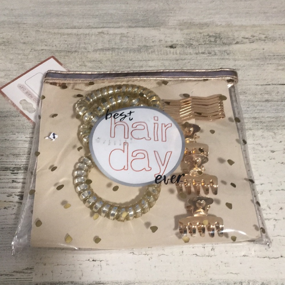 Riviera Relax Refresh Renew Best Hair Day attraction hair accessories NWT